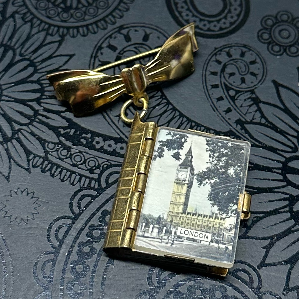 Rare Vintage Gold Tone Booklet Brooch With Bow Tie Pin